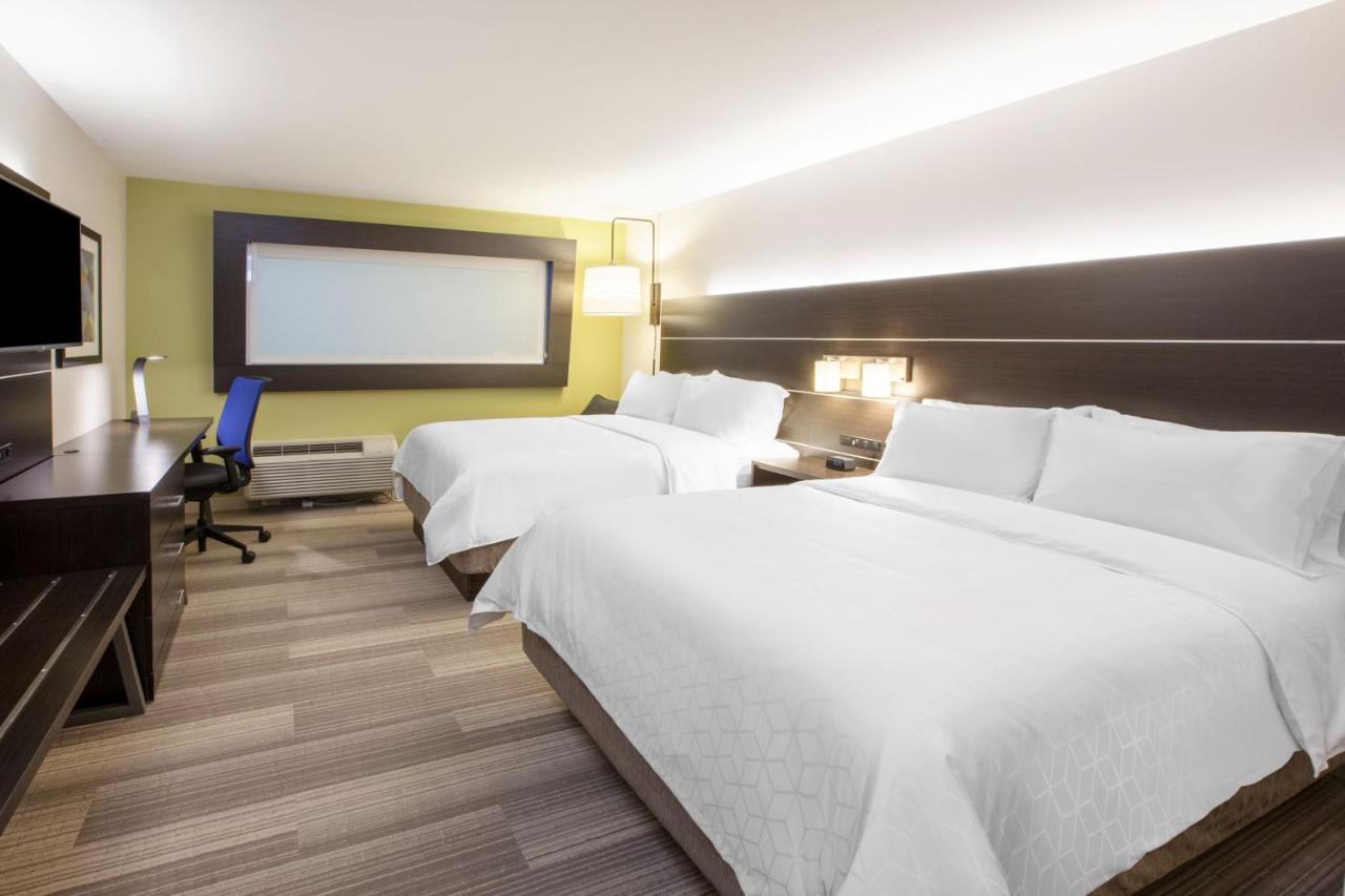 Holiday Inn Express - Blair By Ihg Exterior photo